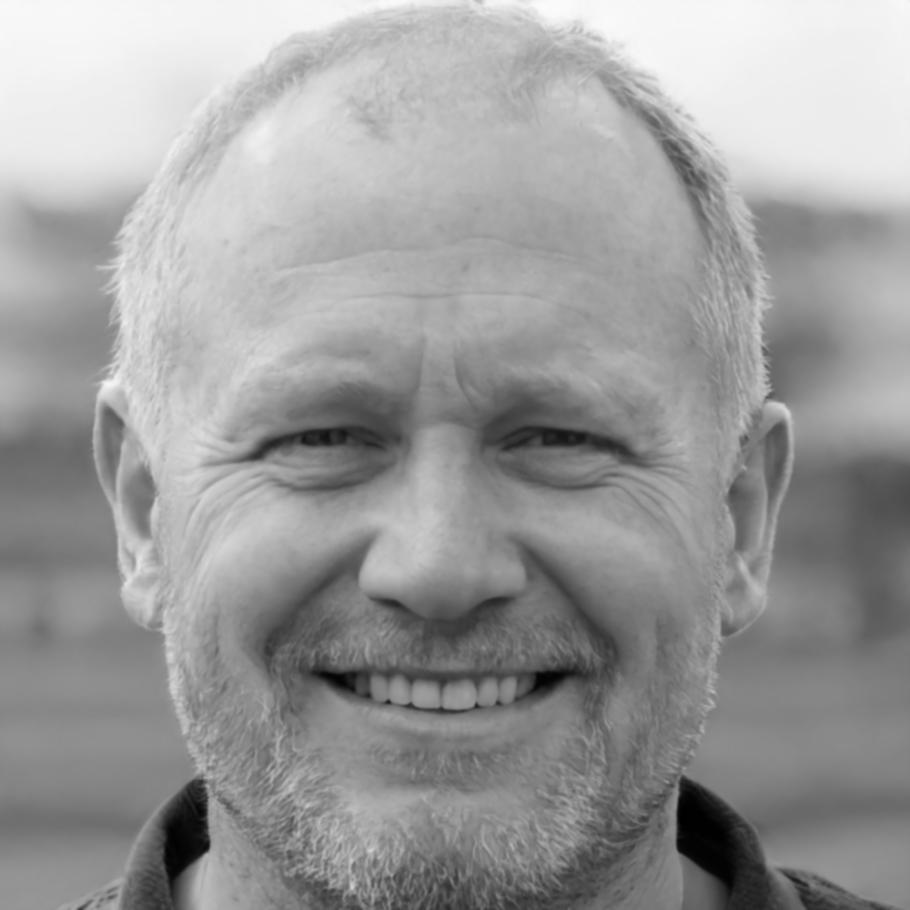 Portrait de Loïc Bertrand, formateur spécialisé en finances personnelles